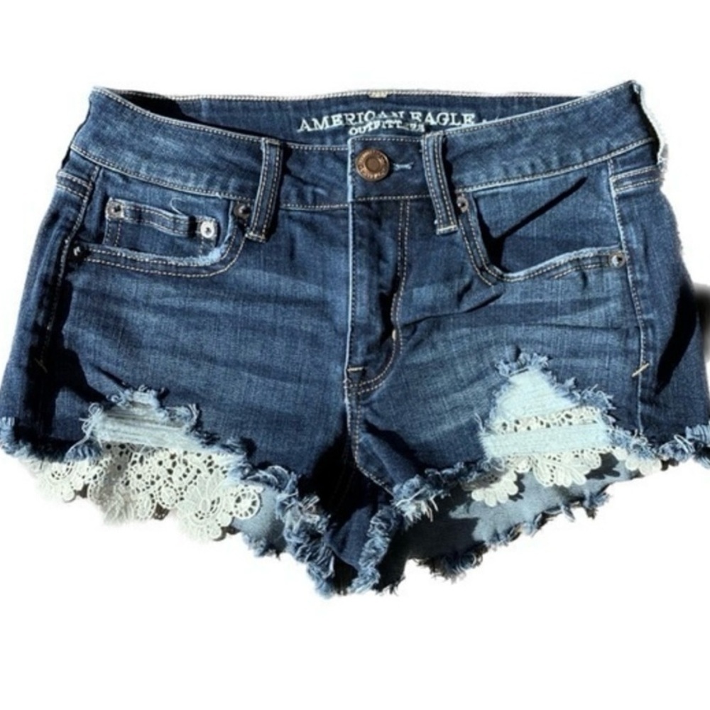 American eagle distressed denim jean shorts exposed lace